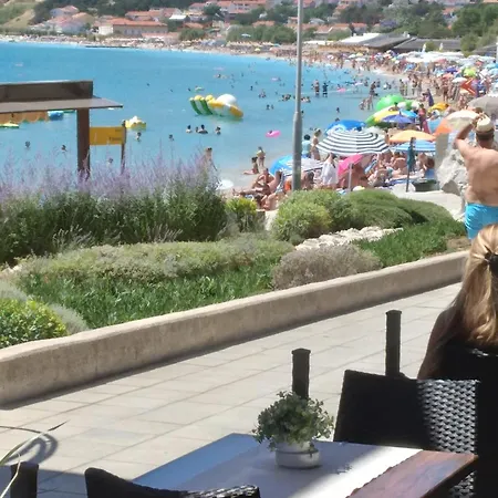 S Pogledom Na * Baška
