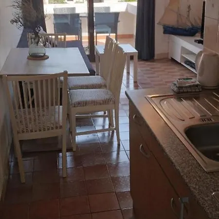 Apartman S Pogledom Na *