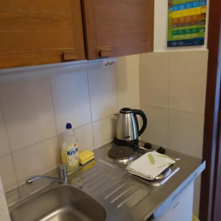 S Pogledom Na شقة